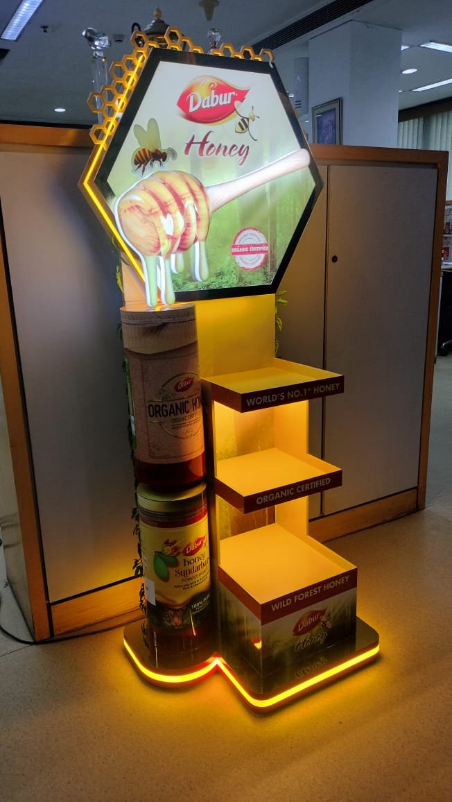 Dabur Honey kiosk — Lit kiosk · in-shop
